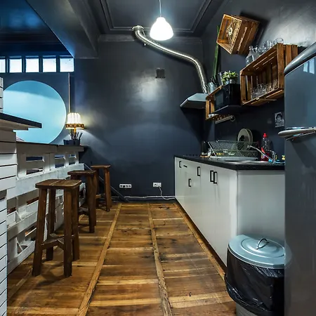 B&b&b&b&b (adults Only) Hostel *