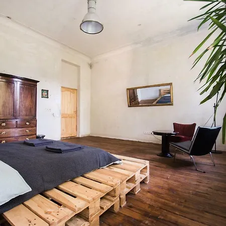 Auberge de jeunesse B&b&b&b&b (adults Only)