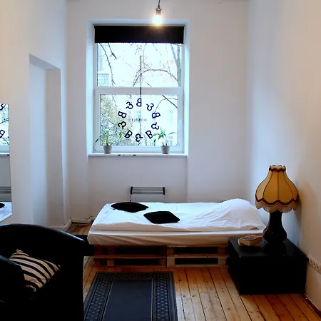 Auberge de jeunesse B&b&b&b&b (adults Only)