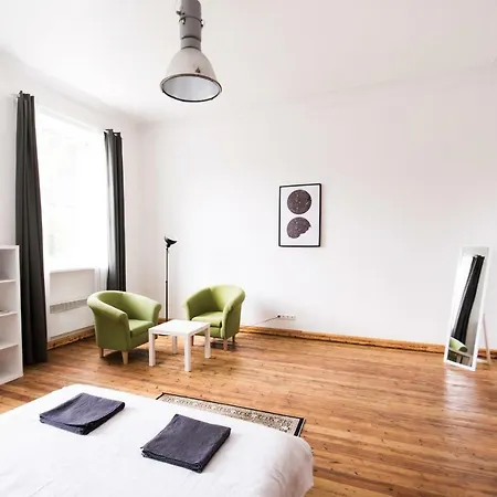 B&b&b&b&b (adults Only) Hostel *