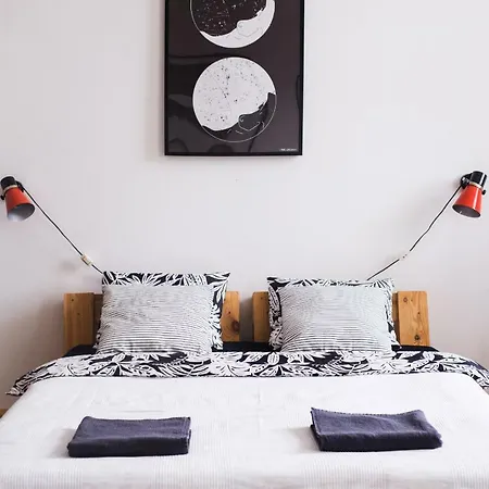 B&b&b&b&b (adults Only) Hostel